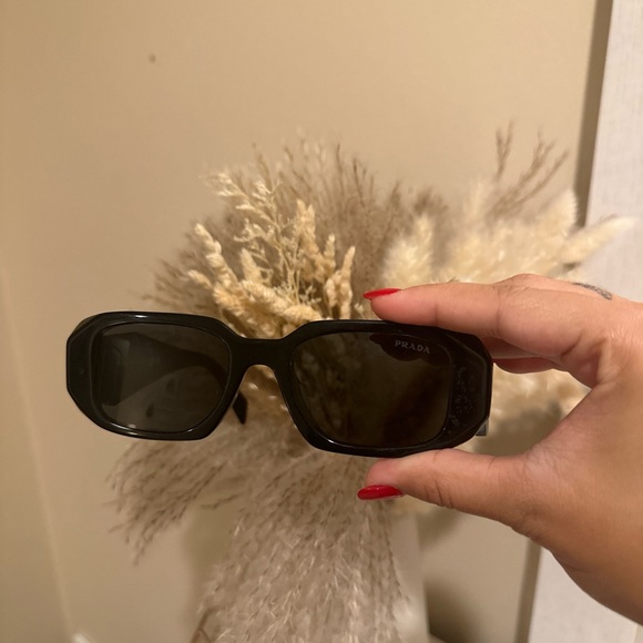 Elegant Black Clutch / Prada Sunglasses used very little - Picture 3 of 4